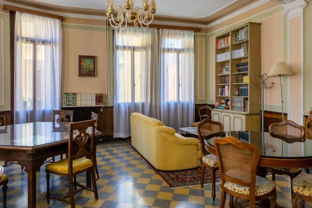 Domus Civica * Venedig