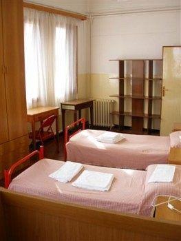 Hostal Domus Civica